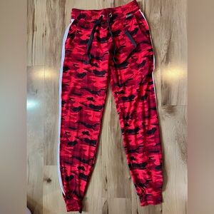 ❌SOLD❌ Bombshell Sportswear Red Camo Joggers sz S